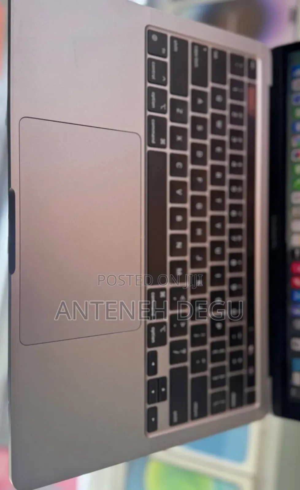 New Laptop Apple MacBook Pro M1 8GB Apple M1 SSD 256GB