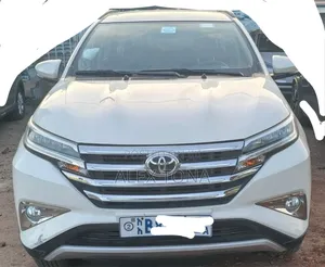 Toyota Rush 2021 White