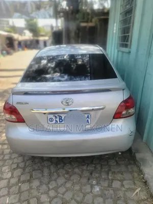 Toyota Yaris 2009 Silver