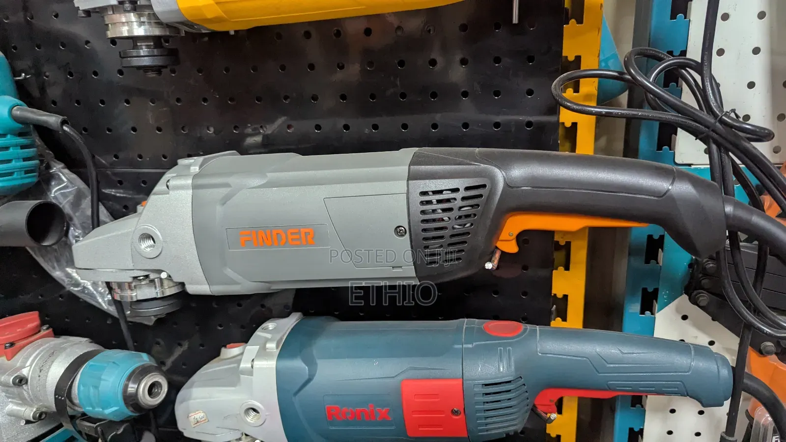 Finder Grinder 2600w