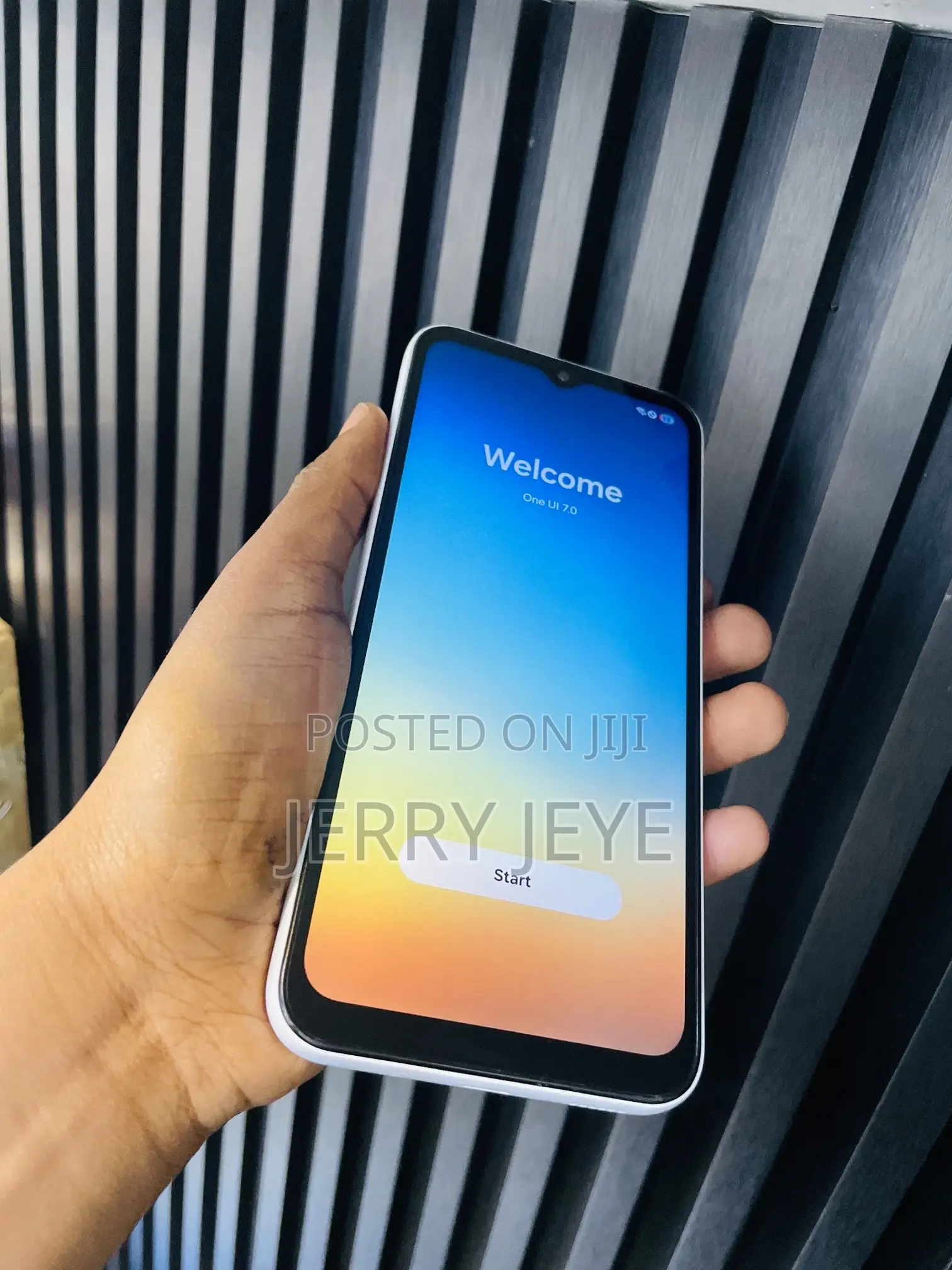 New Samsung Galaxy Buddy 2 128 GB White