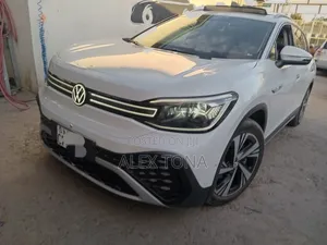 Volkswagen ID.6 2023 White