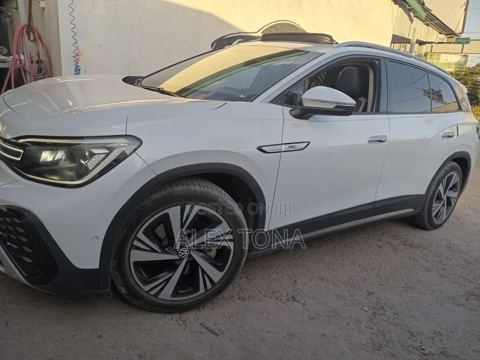 Volkswagen ID.6 2023 White