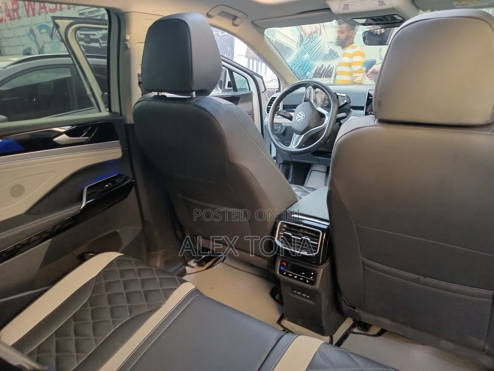 Volkswagen ID.6 2023 White