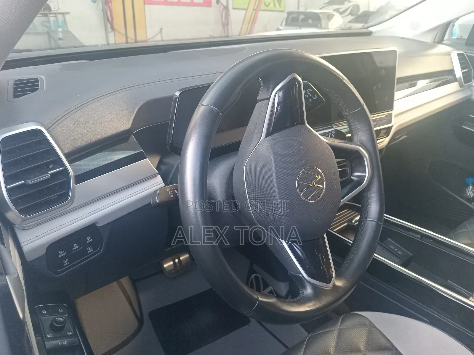 Volkswagen ID.6 2023 White