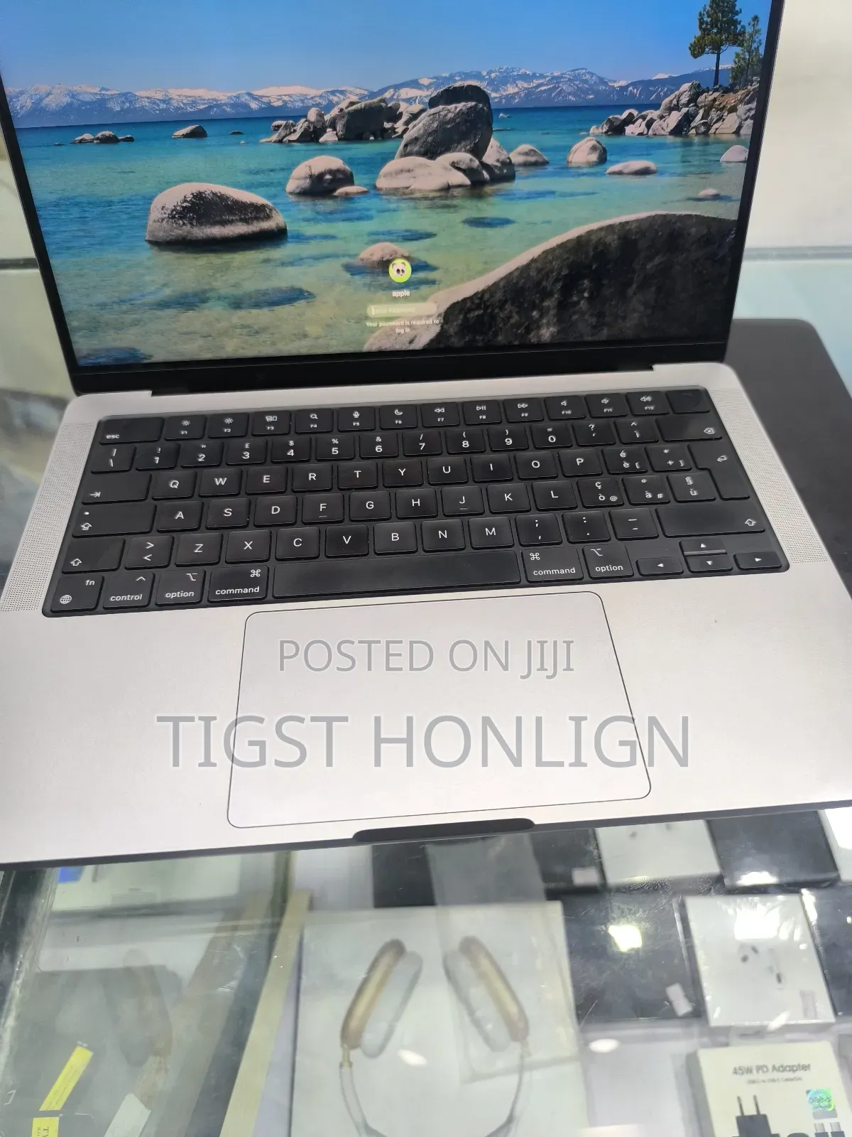 New Laptop Apple MacBook Pro 32GB Apple M1 Pro SSD 512GB