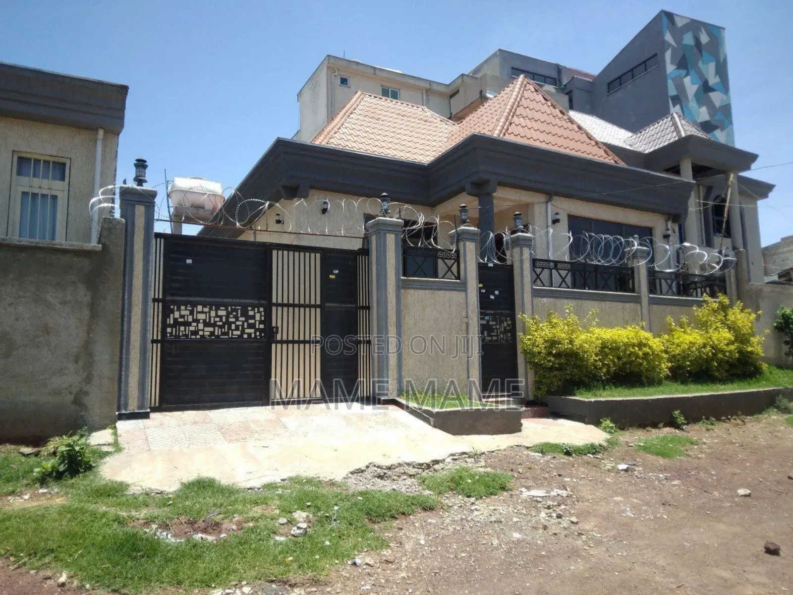3bdrm Villa in Addis Abeba, Bole for sale