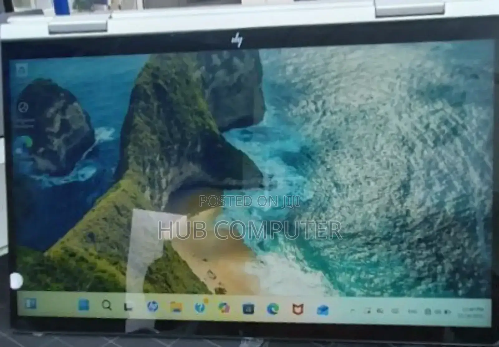 New Laptop HP Envy X360 8GB Intel Core 5 SSD 512GB