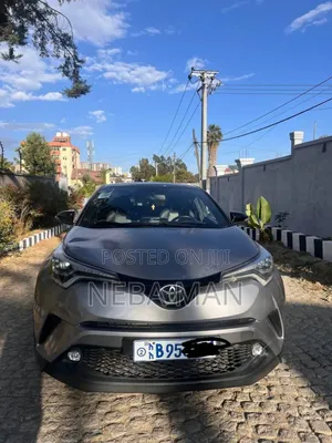 Toyota C-HR 2021 Gray