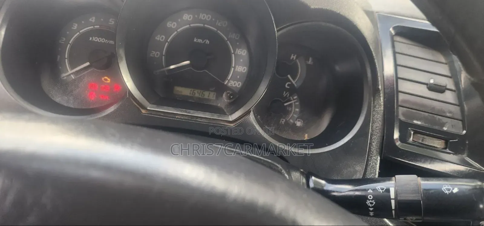 Toyota Hilux 2.5 D-4D 4X4 SRX 2010 White