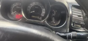 Toyota Hilux 2.5 D-4D 4X4 SRX 2010 White