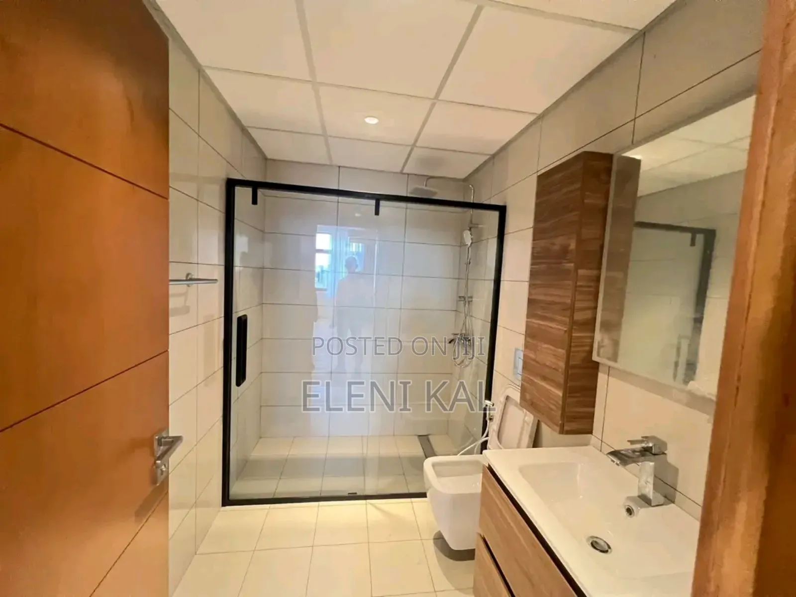 Furnished 3bdrm Apartment in Bole for sale