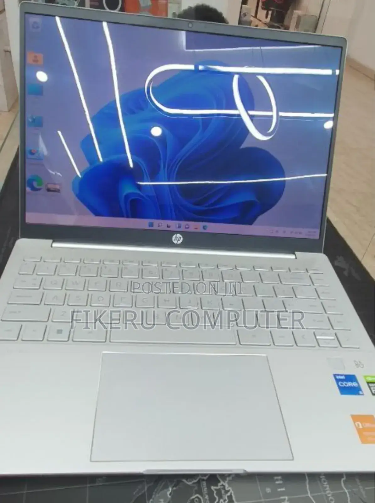 New Laptop HP Pavilion 14 X360 2-in-1 16GB Intel Core I7 SSD 512GB