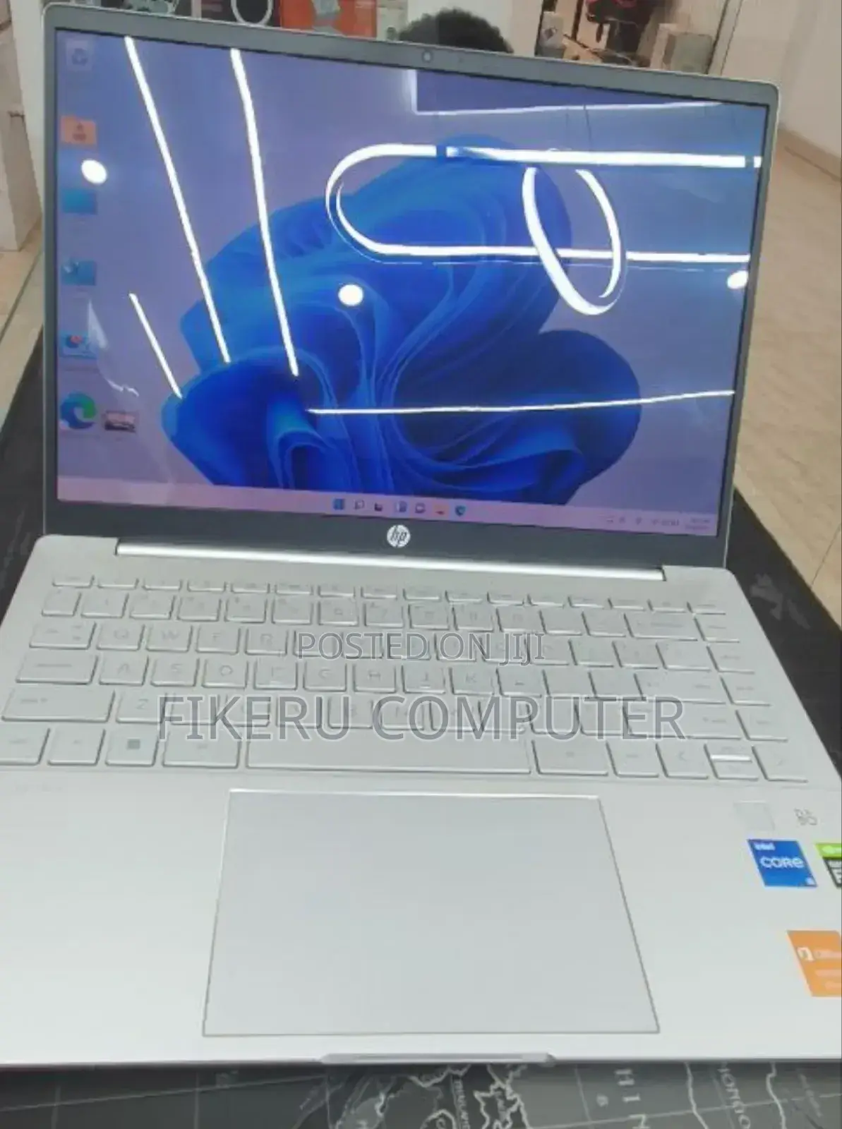 New Laptop HP Pavilion 14 X360 2-in-1 16GB Intel Core I7 SSD 512GB