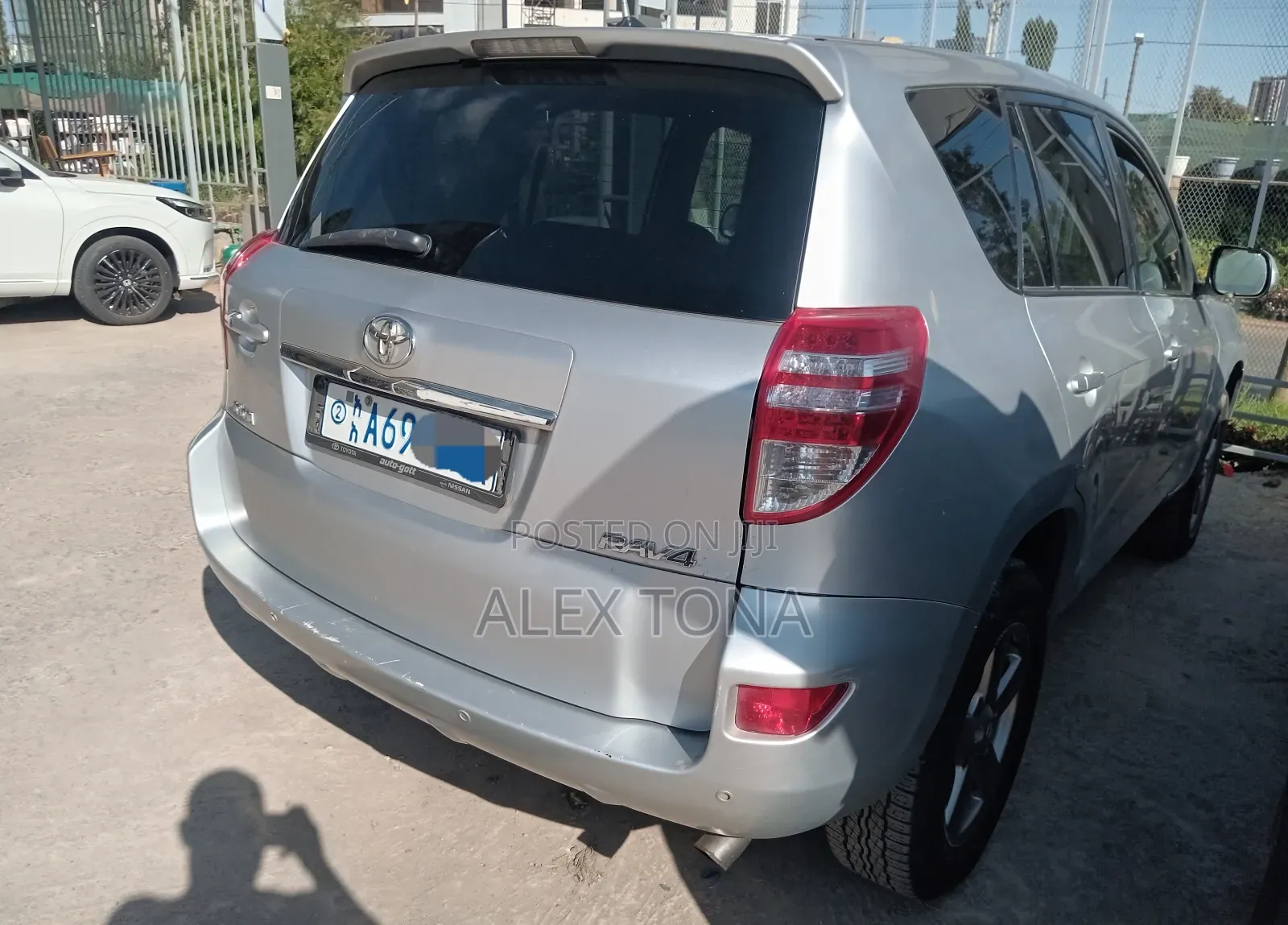 Toyota RAV4 2012 Silver