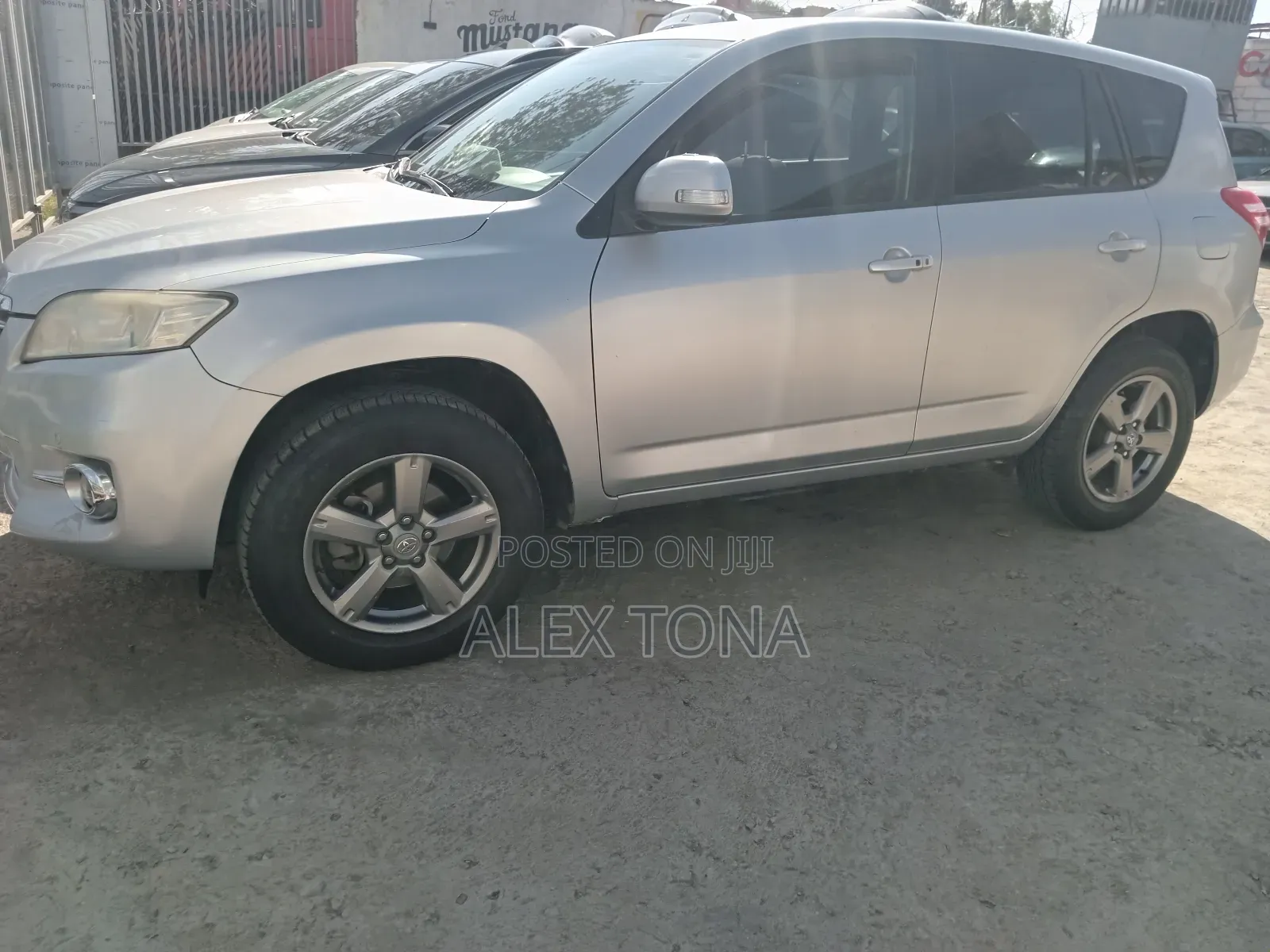 Toyota RAV4 2012 Silver