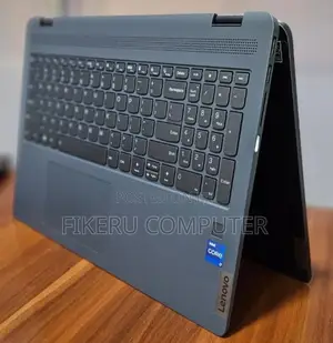 New Laptop Lenovo Yoga 7i 16GB Intel Core I7 SSD 512GB