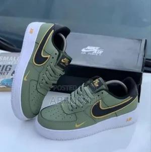 Nike Air Force 1 – Black Gold Edition