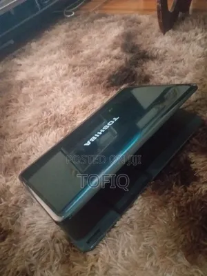 Photo - Laptop Toshiba A30 4GB Intel Core I3 HDD+SSD 512GB