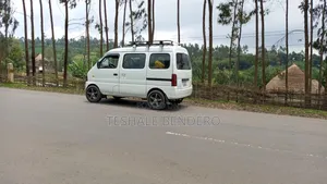 Photo - Suzuki Every Wagon 2008 White