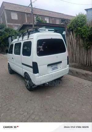 Suzuki Every Wagon 2008 White