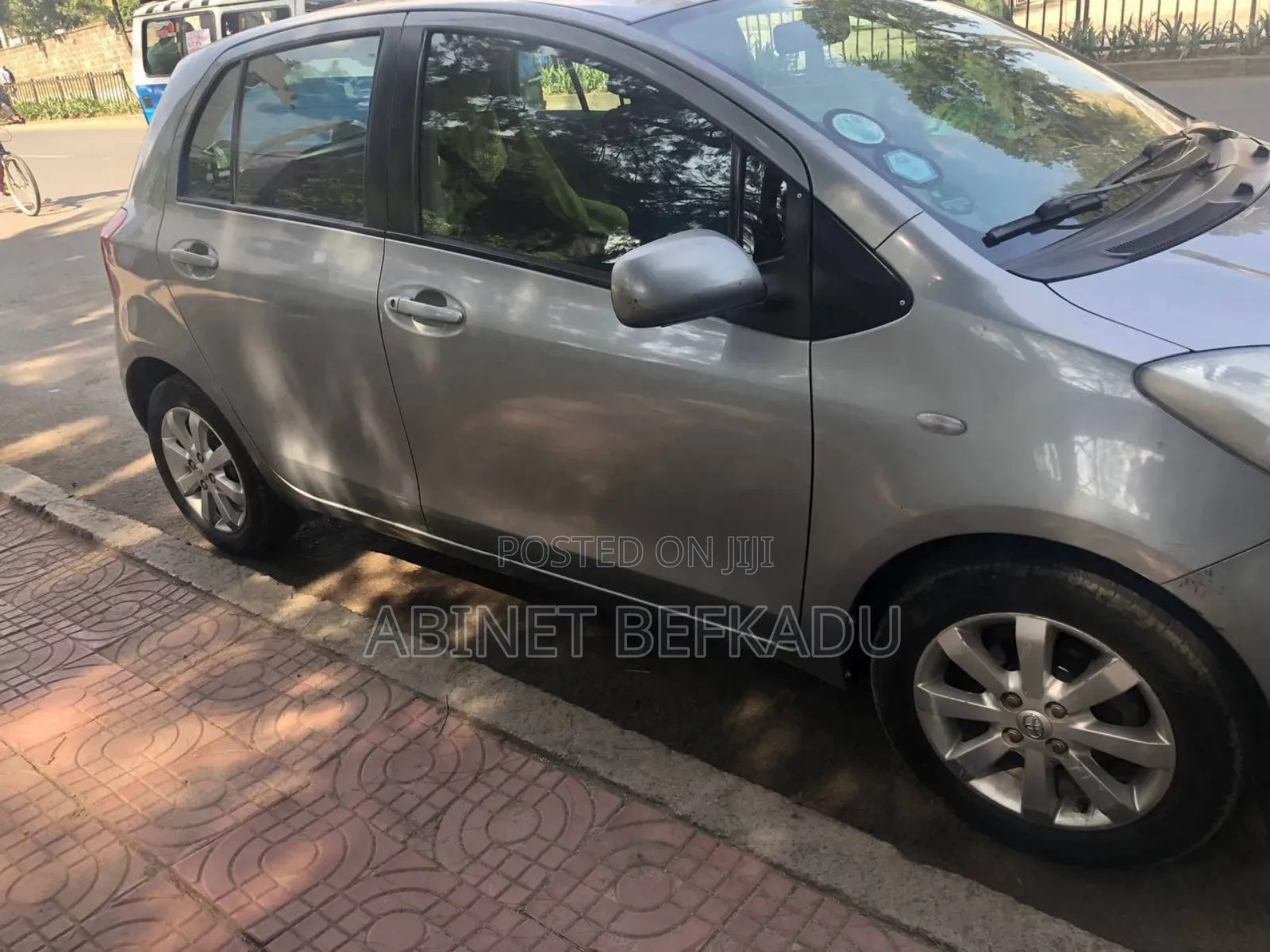 Toyota Yaris 2009 Gray