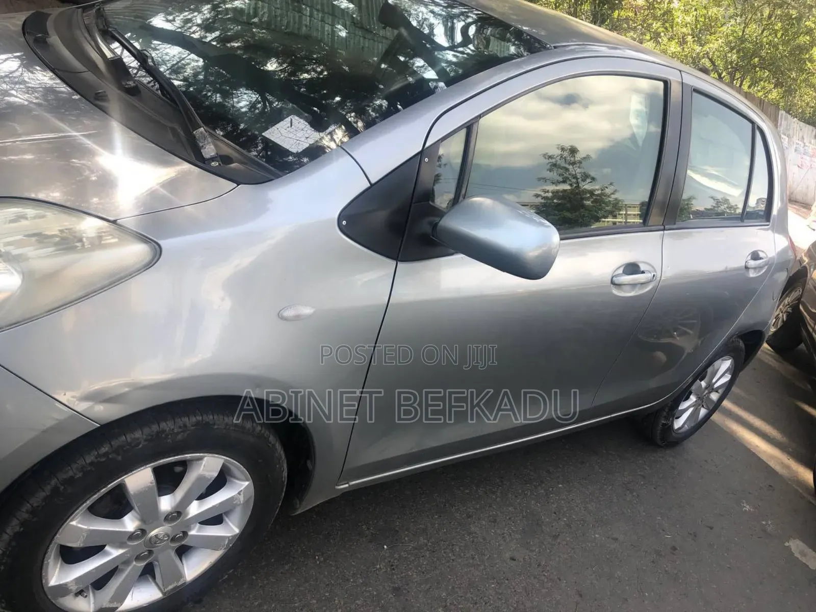Toyota Yaris 2009 Gray