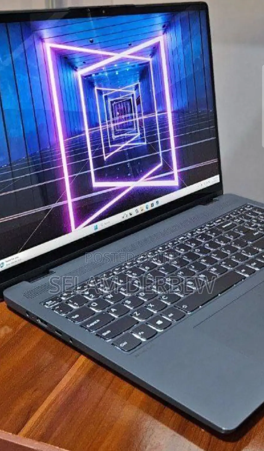 New Laptop Lenovo Yoga 7i 16GB Intel Core I7 SSD 512GB