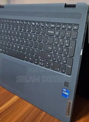 New Laptop Lenovo Yoga 7i 16GB Intel Core I7 SSD 512GB