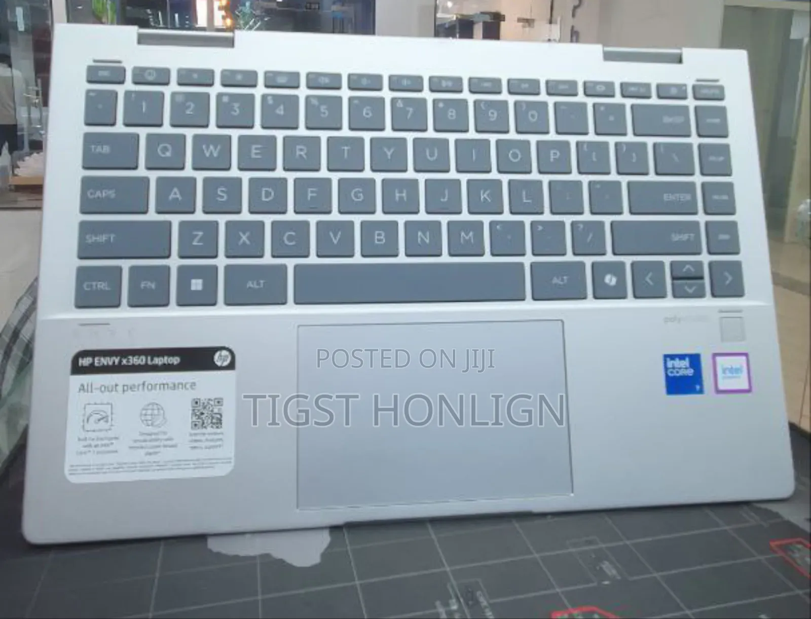 New Laptop HP Envy X360 16GB Intel Core 7 SSD 512GB