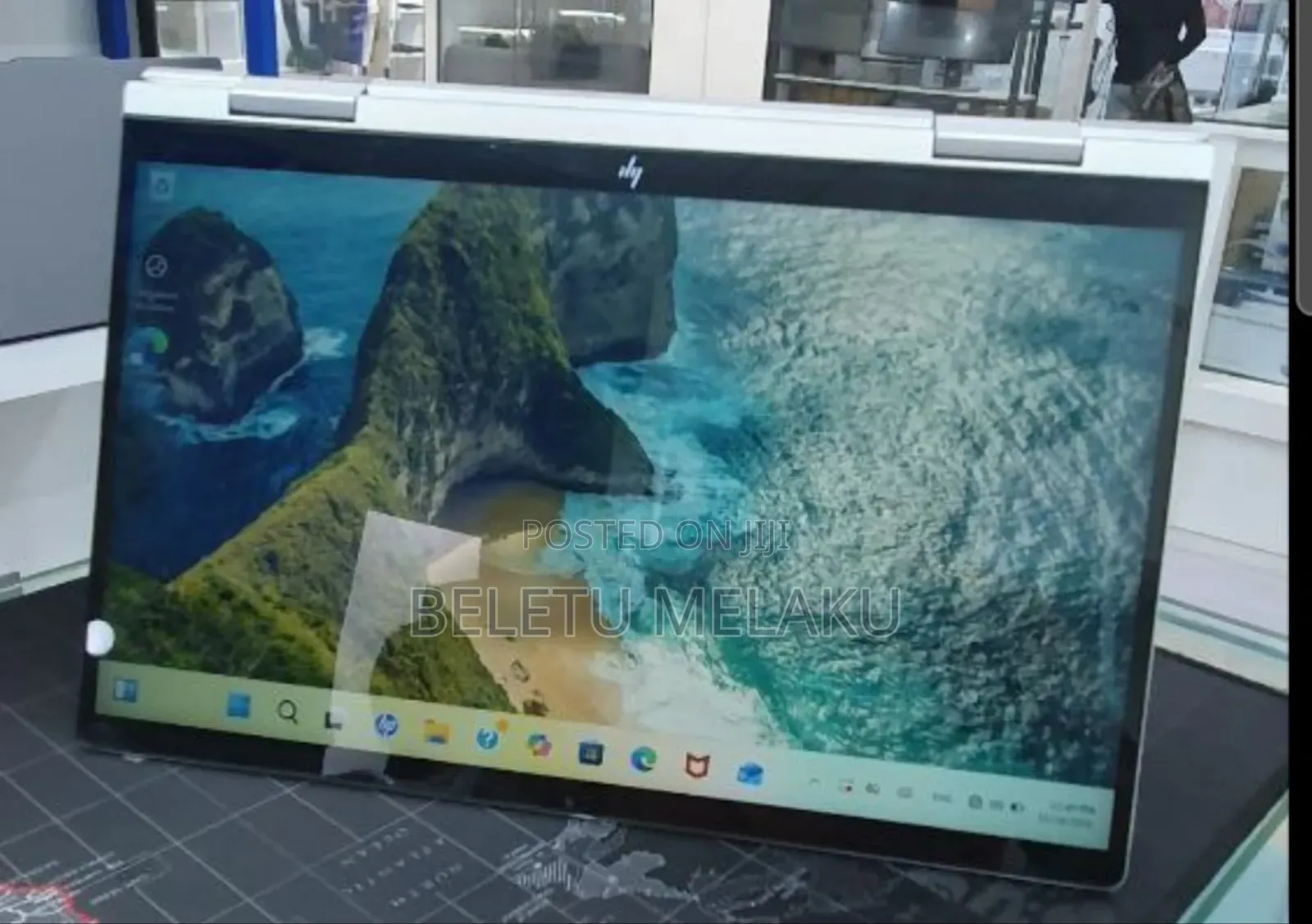 New Laptop HP Envy X360 8GB Intel Core 5 SSD 512GB