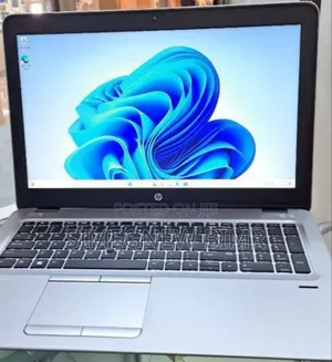 Photo - New Laptop HP EliteBook 840 8GB Intel Core i5 SSD 256GB