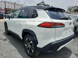 New Toyota Corolla Cross 2024 Ivory