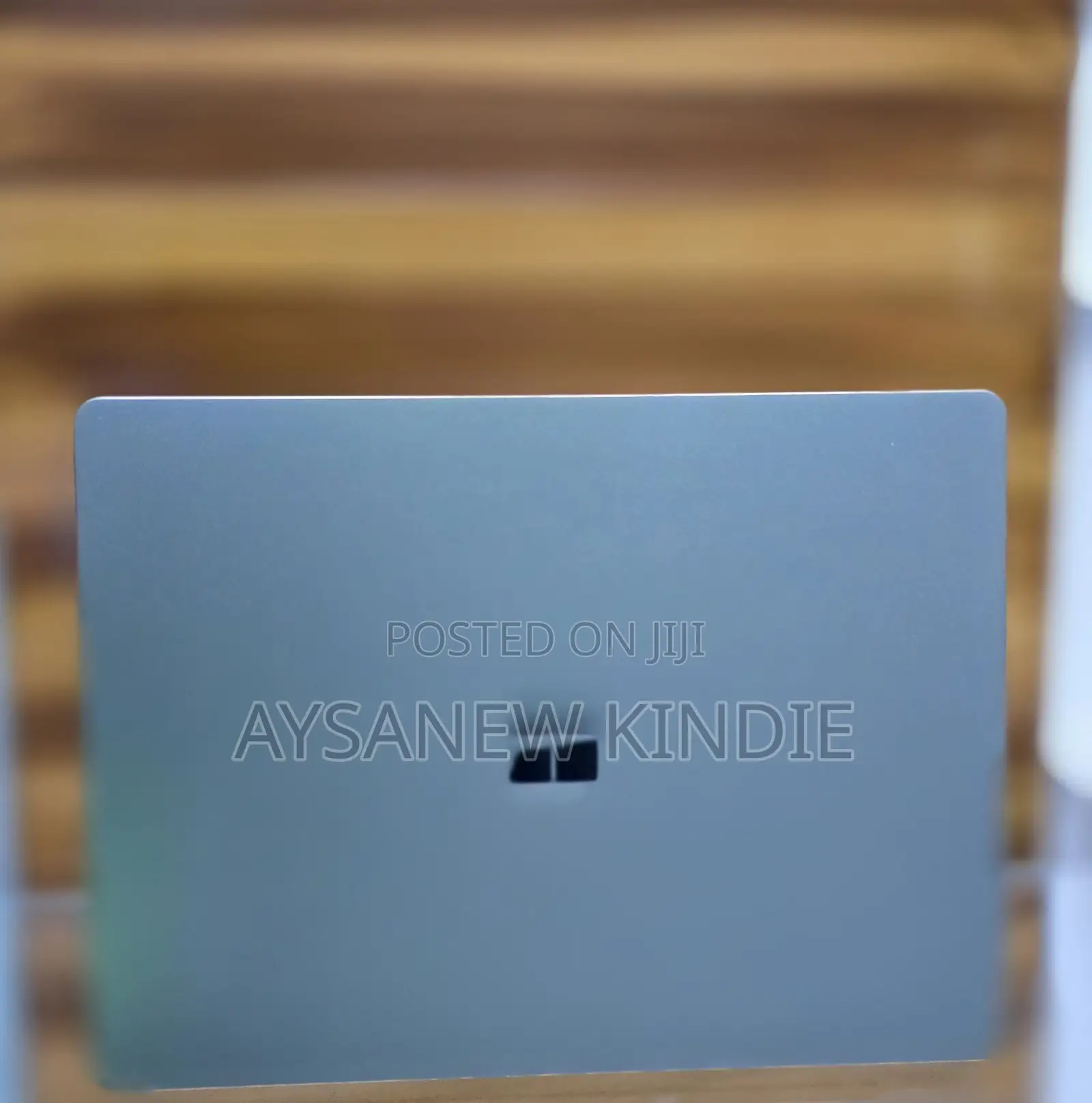 New Laptop Microsoft Surface 8GB Intel Core I5 SSD 256GB