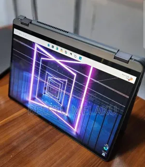 New Laptop Lenovo Yoga 7i 16GB Intel Core I7 SSD 512GB