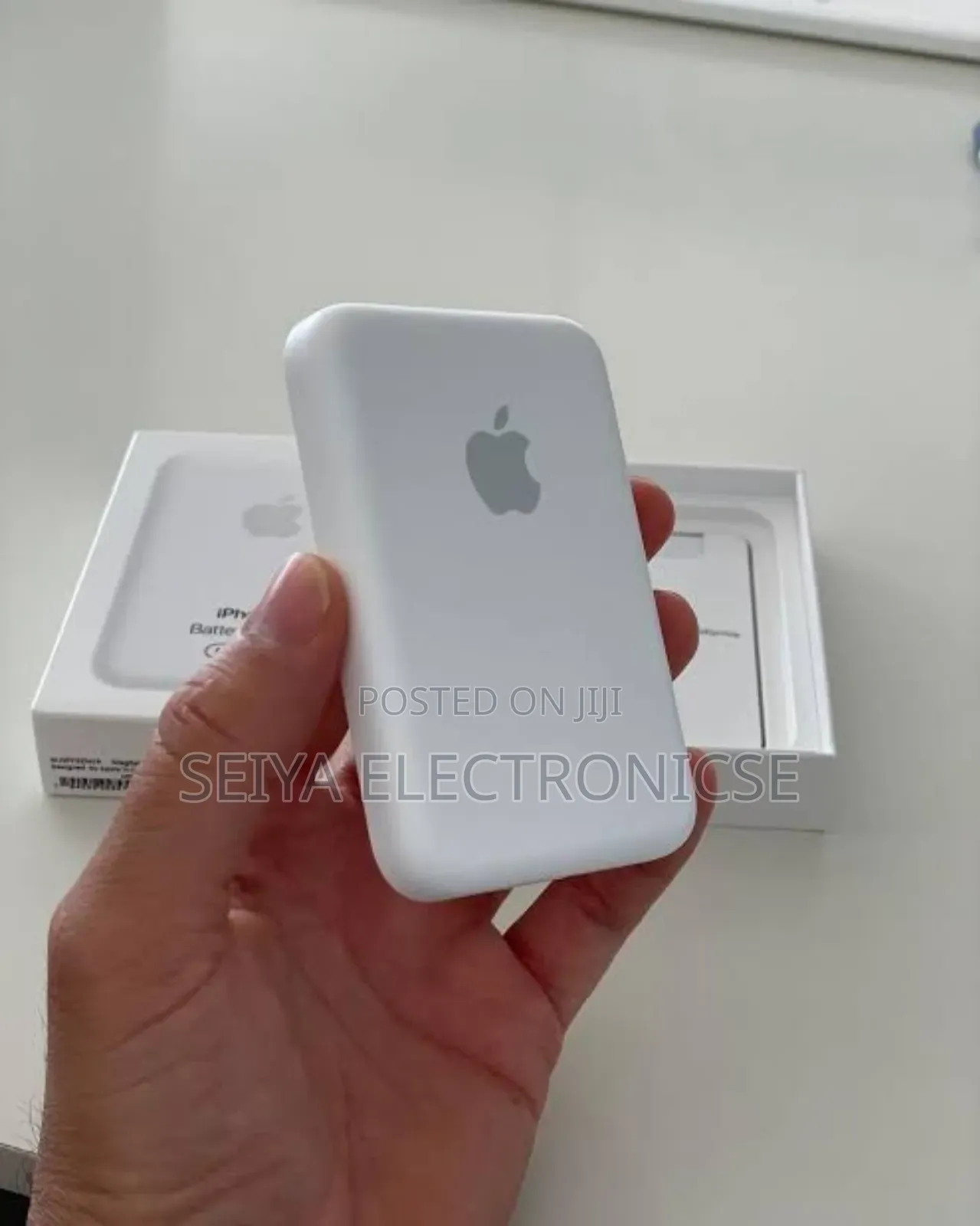 Apple Power Bank 5,000 Mah Magnetic Charging