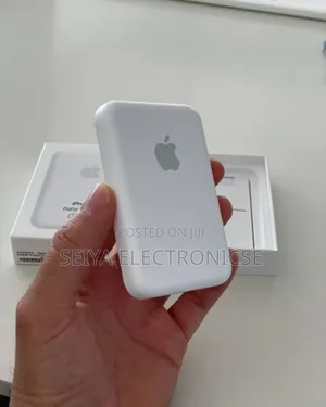 Apple Power Bank 5,000 Mah Magnetic Charging