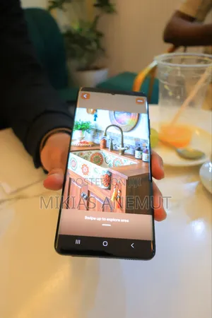 Photo - Samsung Galaxy S21 Ultra 5G 512 GB Black