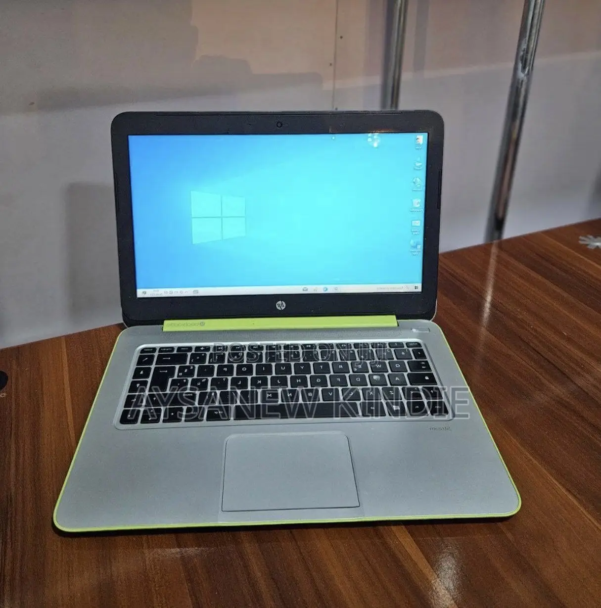 New Laptop HP Stream Notebook 2GB AMD Ryzen SSD 60GB