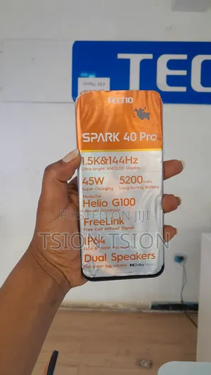 Photo - New Tecno Spark 40 Pro 256 GB Black