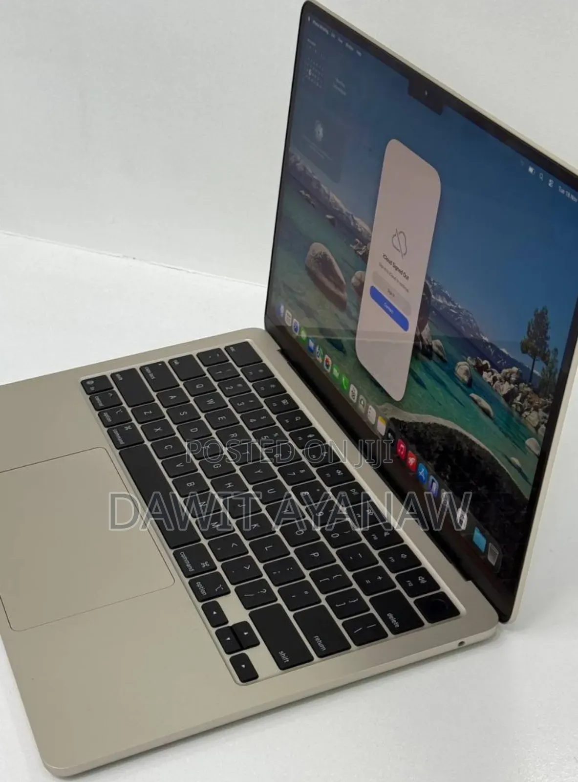 New Laptop Apple MacBook Air 2025 M4 13-Inch 16GB Apple M4 SSD 256GB