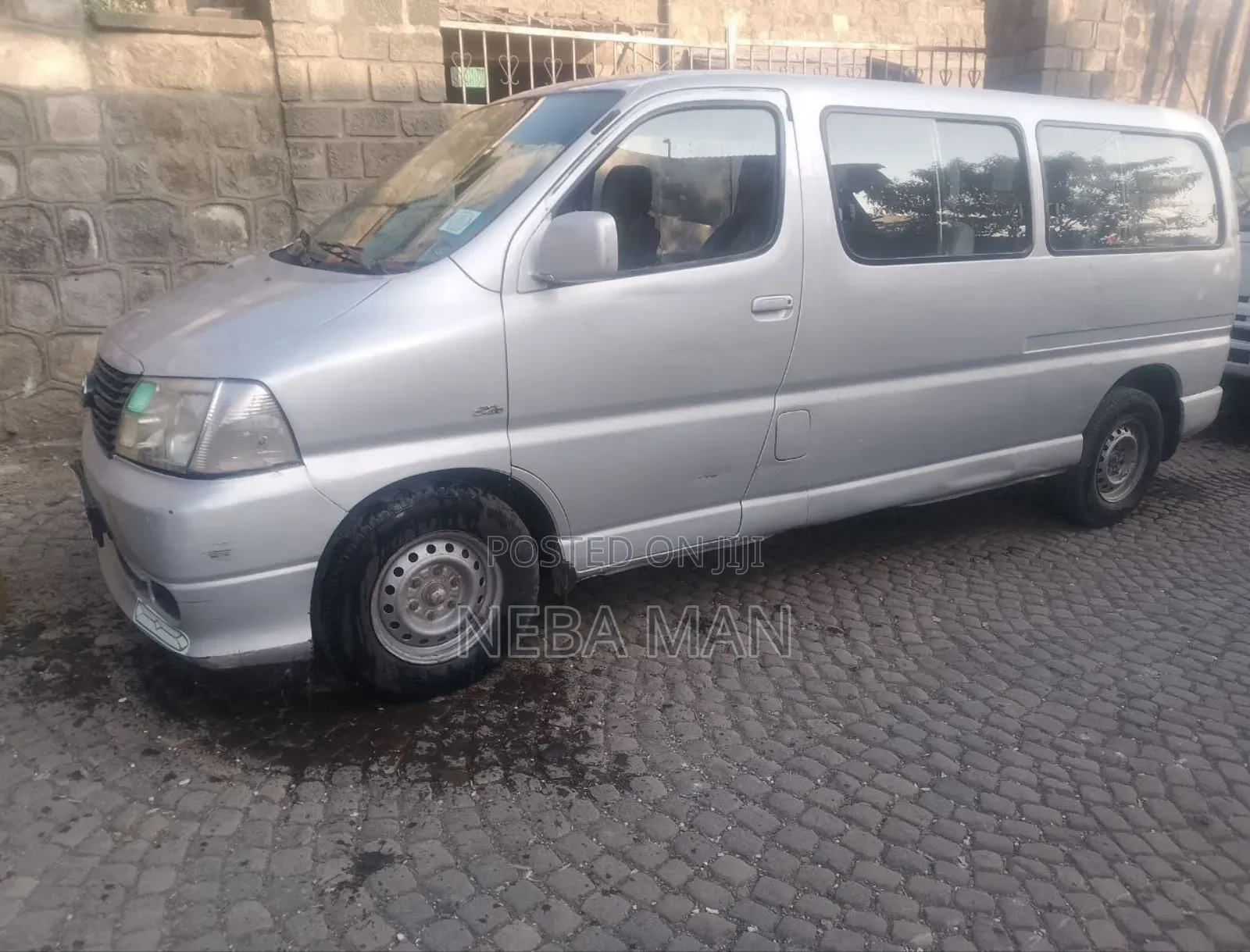 Toyota HiAce 2007 Silver