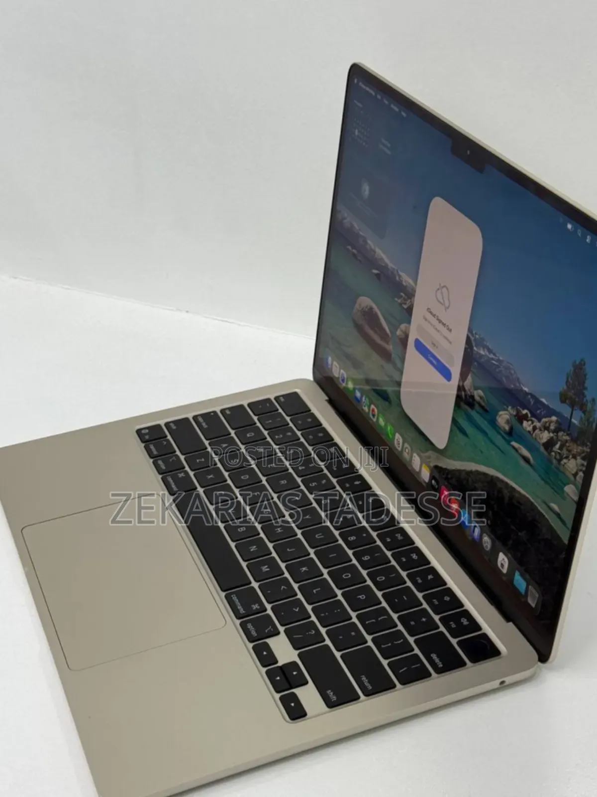 New Laptop Apple MacBook Air 2025 M4 13-Inch 16GB Apple M4 SSD 256GB