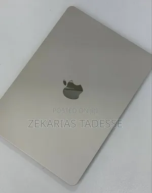 New Laptop Apple MacBook Air 2025 M4 13-Inch 16GB Apple M4 SSD 256GB