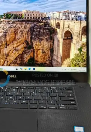 New Laptop Dell XPS 15 16GB Intel Core I7 SSD 256GB