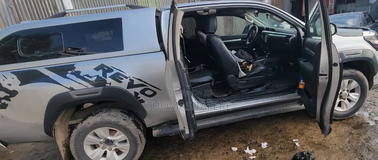 Toyota Hilux 2019 Silver