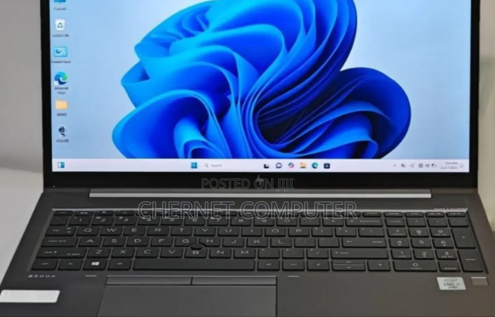 New Laptop HP ZBook Firefly 15 G7 16GB Intel Core I7 SSD 512GB