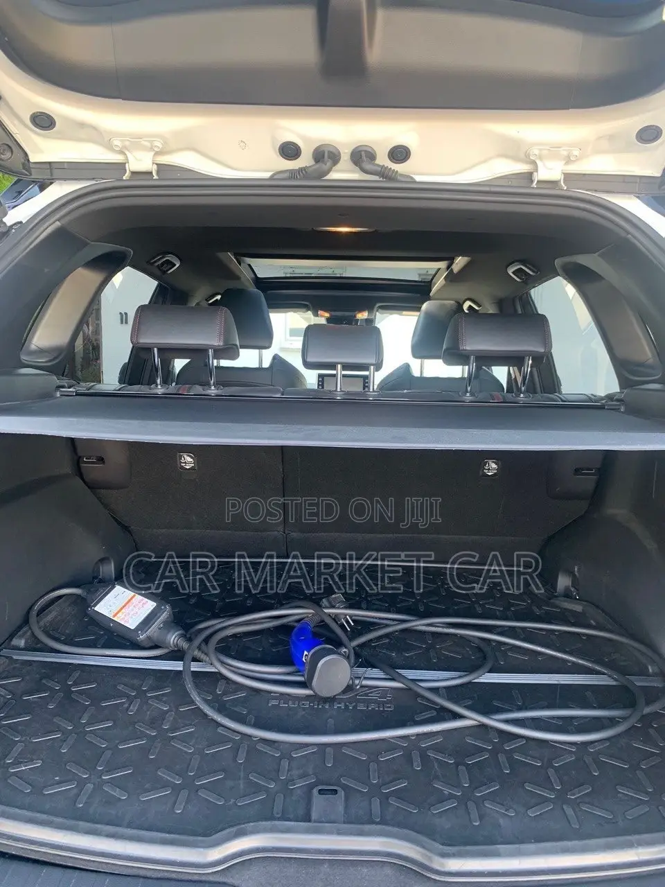 New Toyota RAV4 Hybrid 2024 White