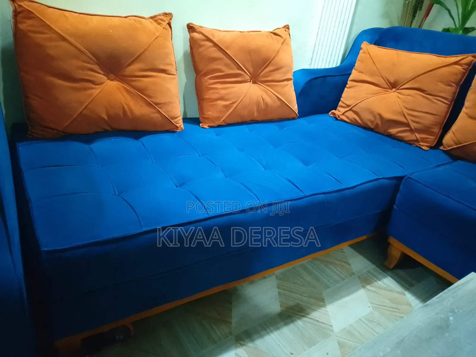 Sofaa Qonjoo Yizet Lay Yalee