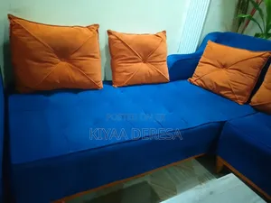 Sofaa Qonjoo Yizet Lay Yalee